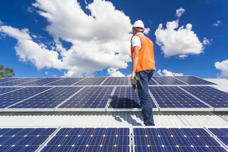 Onduleur panneau solaire en panne, Avignon, Erkea Energy